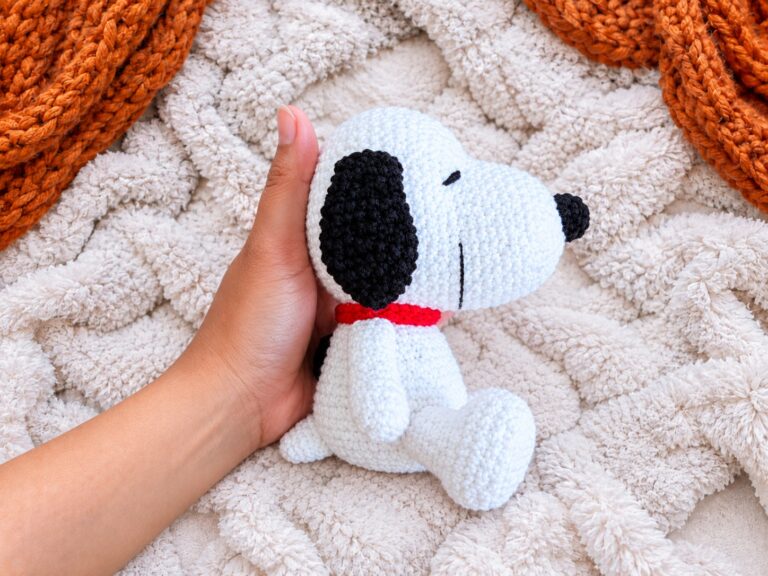 Crochet Snoopy Dog Amigurumi Pattern
